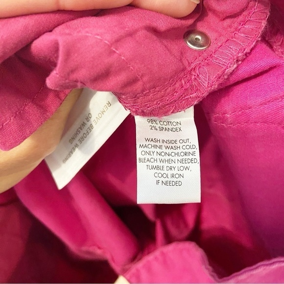 NWTs LOFT | Dark Pink Modern Cotton Blend Crop Pants Size 28/6 - Picture 6 of 9